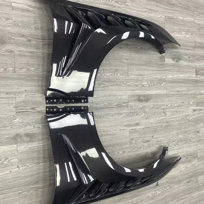 GTD Style Upgrade for Mustang Carbon Fiber Body Kit in 2024, New Mustang High-quality Lightweight Front Mudguard